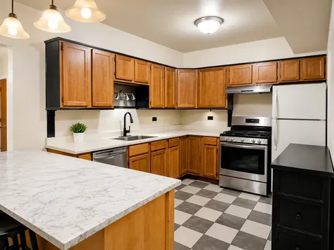 121 Mullingar Court Schaumburg IL 60193