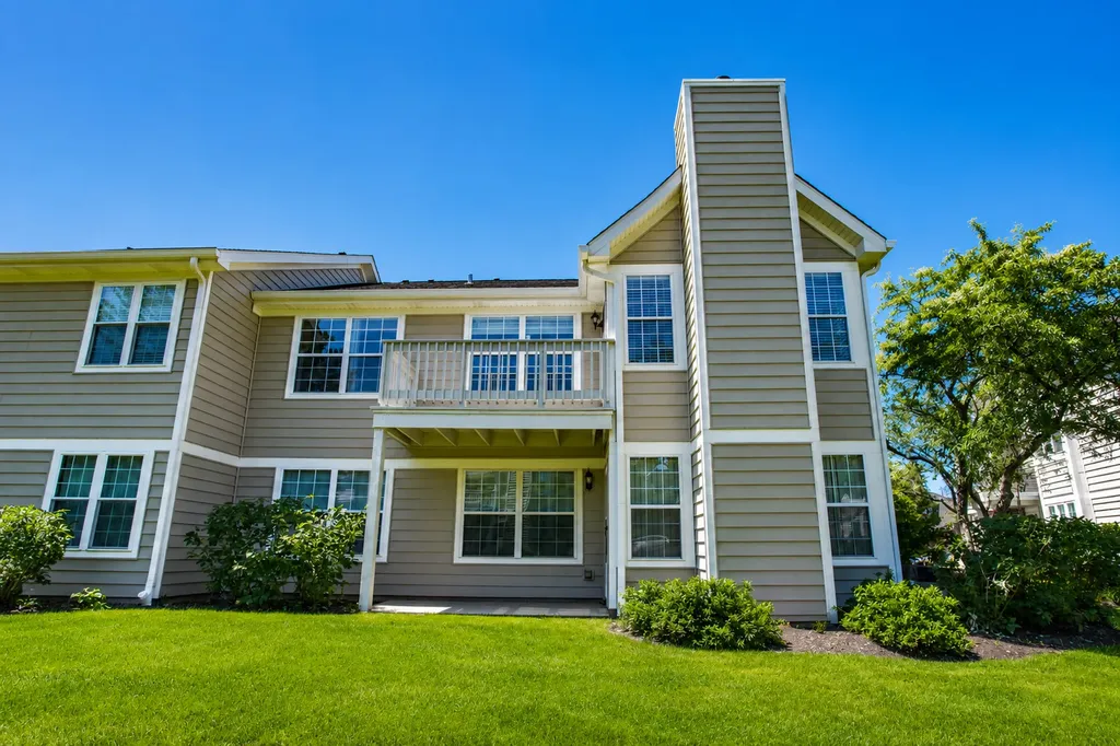 313 Sheffield Drive Schaumburg IL 60194