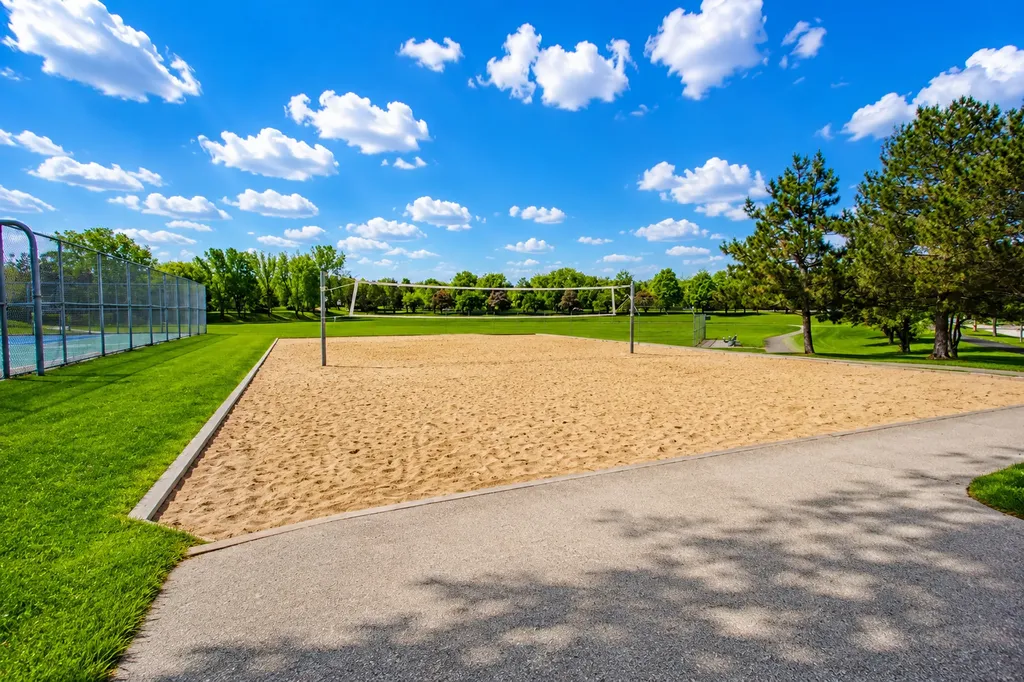 313 Sheffield Drive Schaumburg IL 60194
