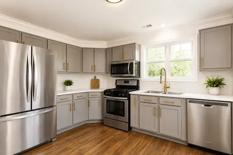 313 Sheffield Drive Schaumburg IL 60194