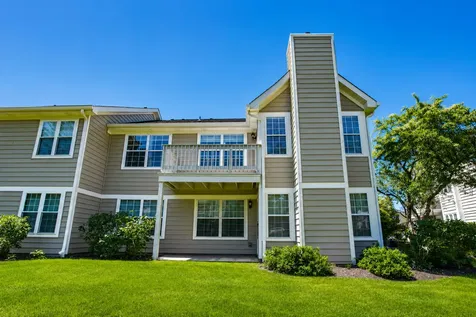 313 Sheffield Drive Schaumburg IL 60194