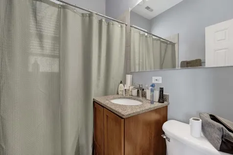 2143 North Western Avenue Chicago IL 60647