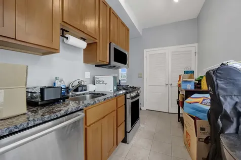 2143 North Western Avenue Chicago IL 60647