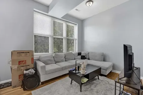 2143 North Western Avenue Chicago IL 60647