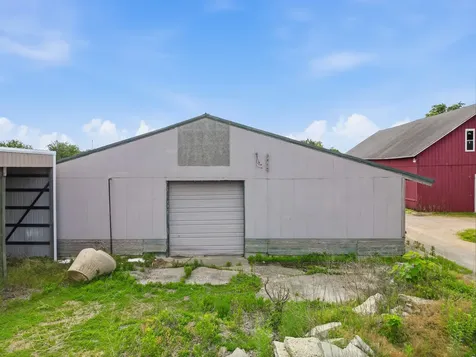 104 South Genesee Street Morrison IL 61270