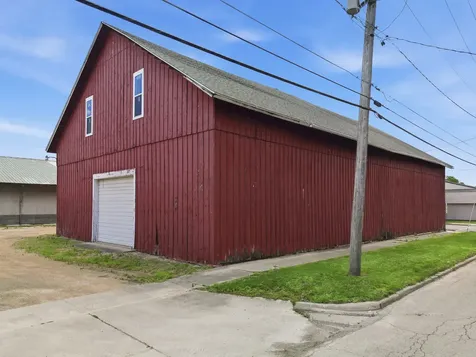 104 South Genesee Street Morrison IL 61270