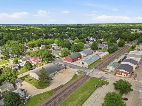 104 South Genesee Street Morrison IL 61270
