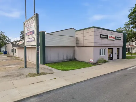 104 South Genesee Street Morrison IL 61270