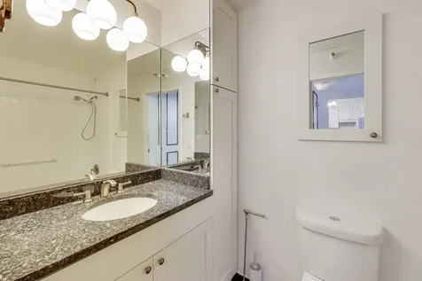 10 East Ontario Street Chicago IL 60611