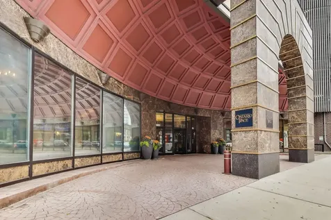 10 East Ontario Street Chicago IL 60611