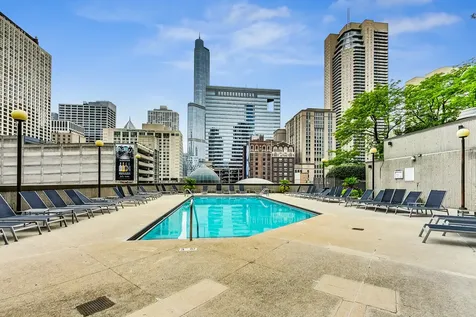 10 East Ontario Street Chicago IL 60611