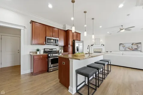 4705 South Champlain Avenue Chicago IL 60615