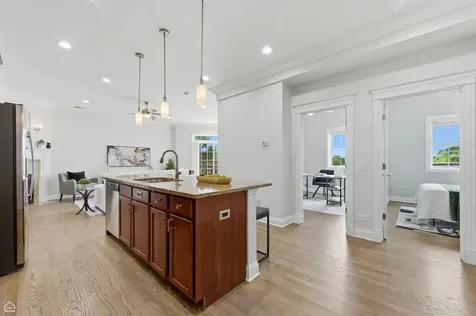 4705 South Champlain Avenue Chicago IL 60615