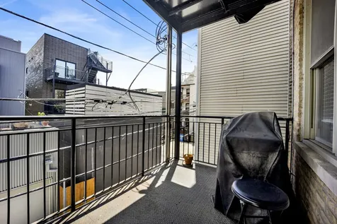 2143 North Western Avenue Chicago IL 60647