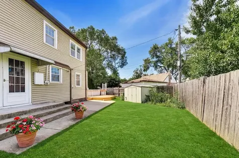 48 Country Club Drive Northlake IL 60164