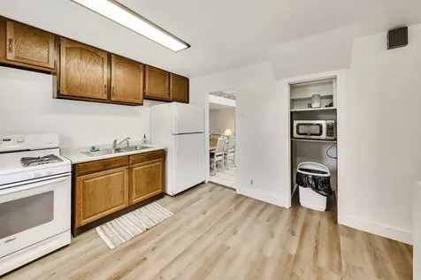 48 Country Club Drive Northlake IL 60164