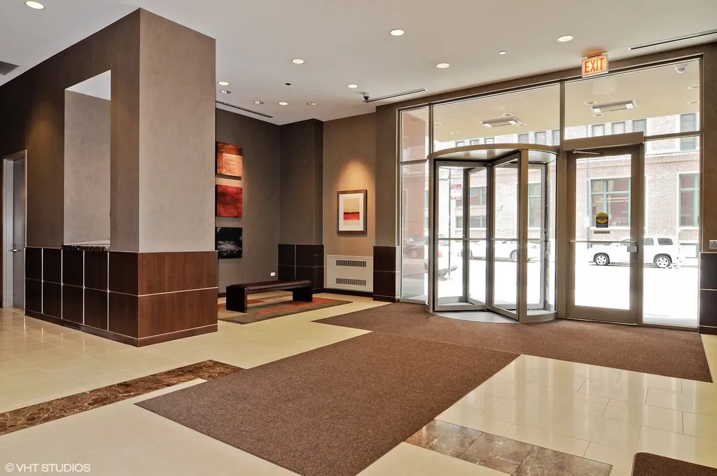 200 North Jefferson Street Chicago IL 60661