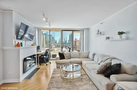 200 North Jefferson Street Chicago IL 60661