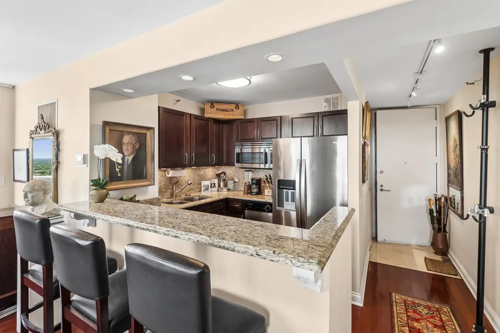 3660 North Lake Shore Drive Chicago IL 60613