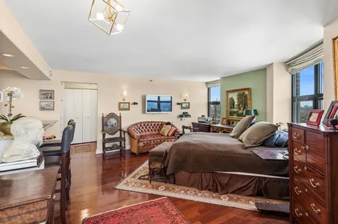 3660 North Lake Shore Drive Chicago IL 60613