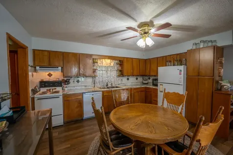 30319 Brookville A&b Road Lanark IL 61046