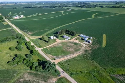 30319 Brookville A&b Road Lanark IL 61046