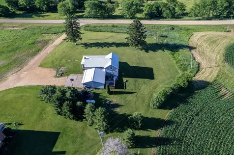 30319 Brookville A&b Road Lanark IL 61046