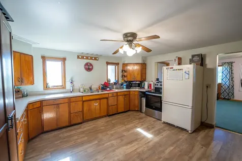 30319 Brookville A&b Road Lanark IL 61046