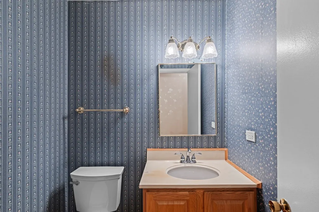 321 Ambleside Drive Roselle IL 60172