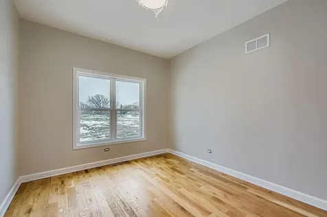 5244 169TH Place Oak Forest IL 60452