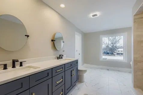 5244 169TH Place Oak Forest IL 60452