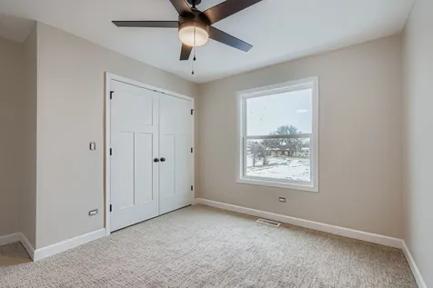 5244 169TH Place Oak Forest IL 60452
