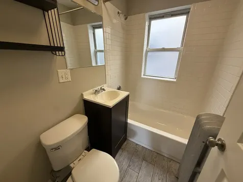836 East 53rd Street Chicago IL 60615