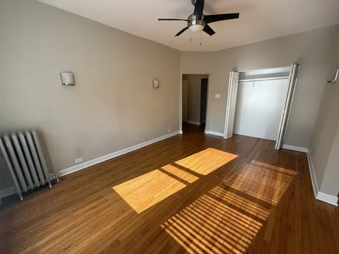 836 East 53rd Street Chicago IL 60615