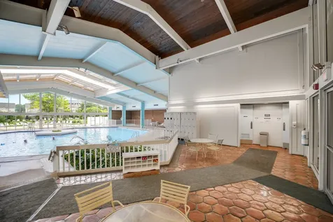 600 Naples Court Glenview IL 60025