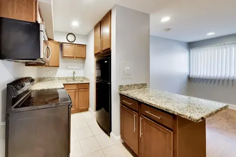 10025 Irving Park Road Schiller Park IL 60176