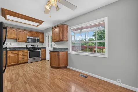 320 Hemlock Avenue Romeoville IL 60446