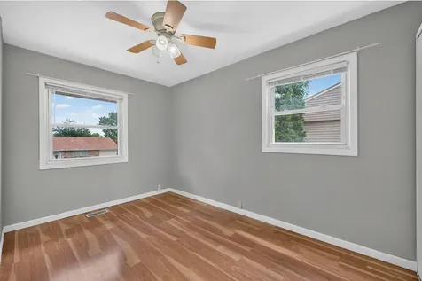320 Hemlock Avenue Romeoville IL 60446