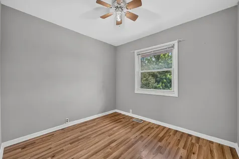 320 Hemlock Avenue Romeoville IL 60446