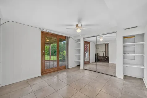 320 Hemlock Avenue Romeoville IL 60446