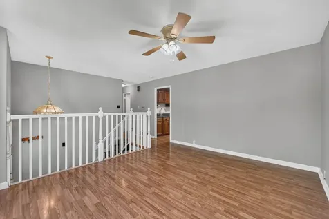 320 Hemlock Avenue Romeoville IL 60446
