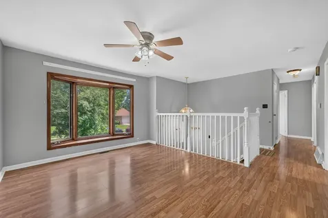 320 Hemlock Avenue Romeoville IL 60446