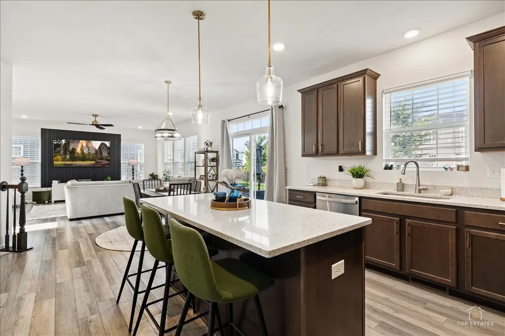 15334 South Sawgrass Circle Plainfield IL 60544