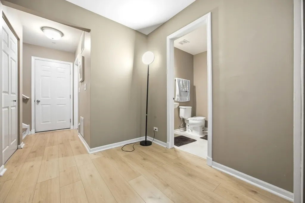 8946 Disbrow Street Huntley IL 60142