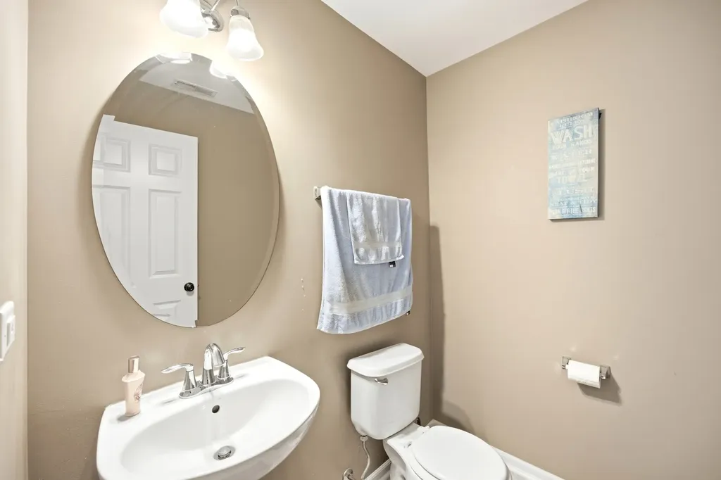 8946 Disbrow Street Huntley IL 60142