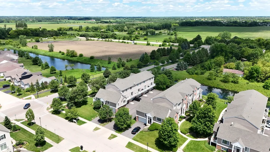 8946 Disbrow Street Huntley IL 60142