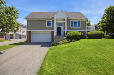 8946 Disbrow Street Huntley IL 60142