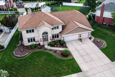 8707 Timbers Pointe Drive Tinley Park IL 60487