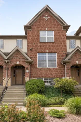 106 Creekbend Court Mount Prospect IL 60056