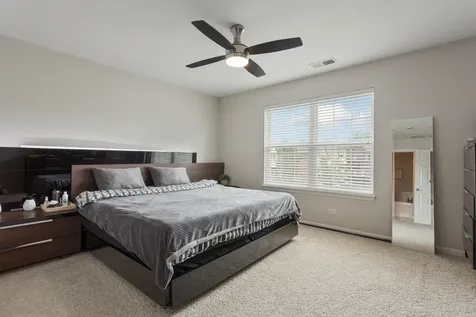 106 Creekbend Court Mount Prospect IL 60056